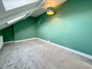 Photo 32- click for photo gallery